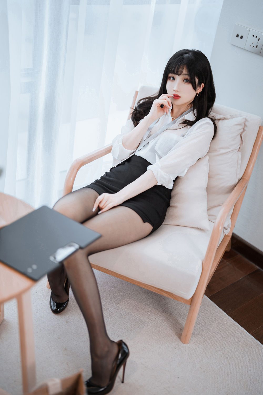 图片[2]-No.090-黑丝ol制服双人&面饼仙儿 – OL前辈 [51P 11V]