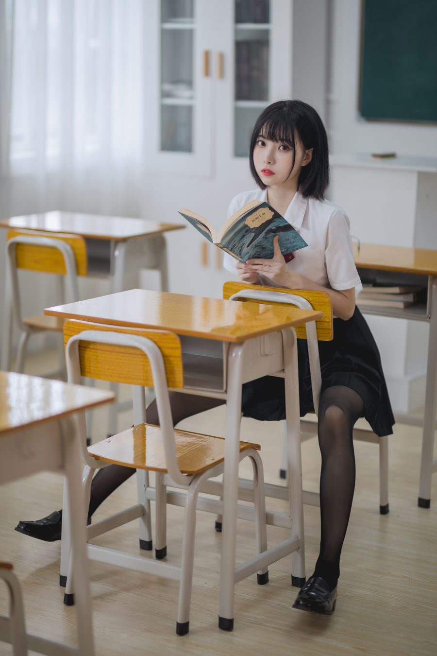 图片[2]-No.001-教室jk黑丝 [40P]