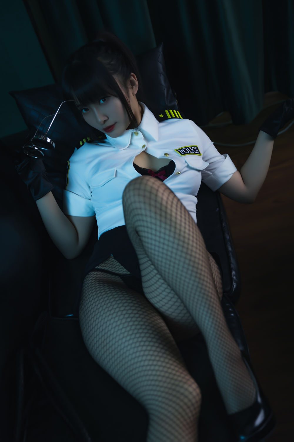 图片[3]-No.006-超S女警 [20P]