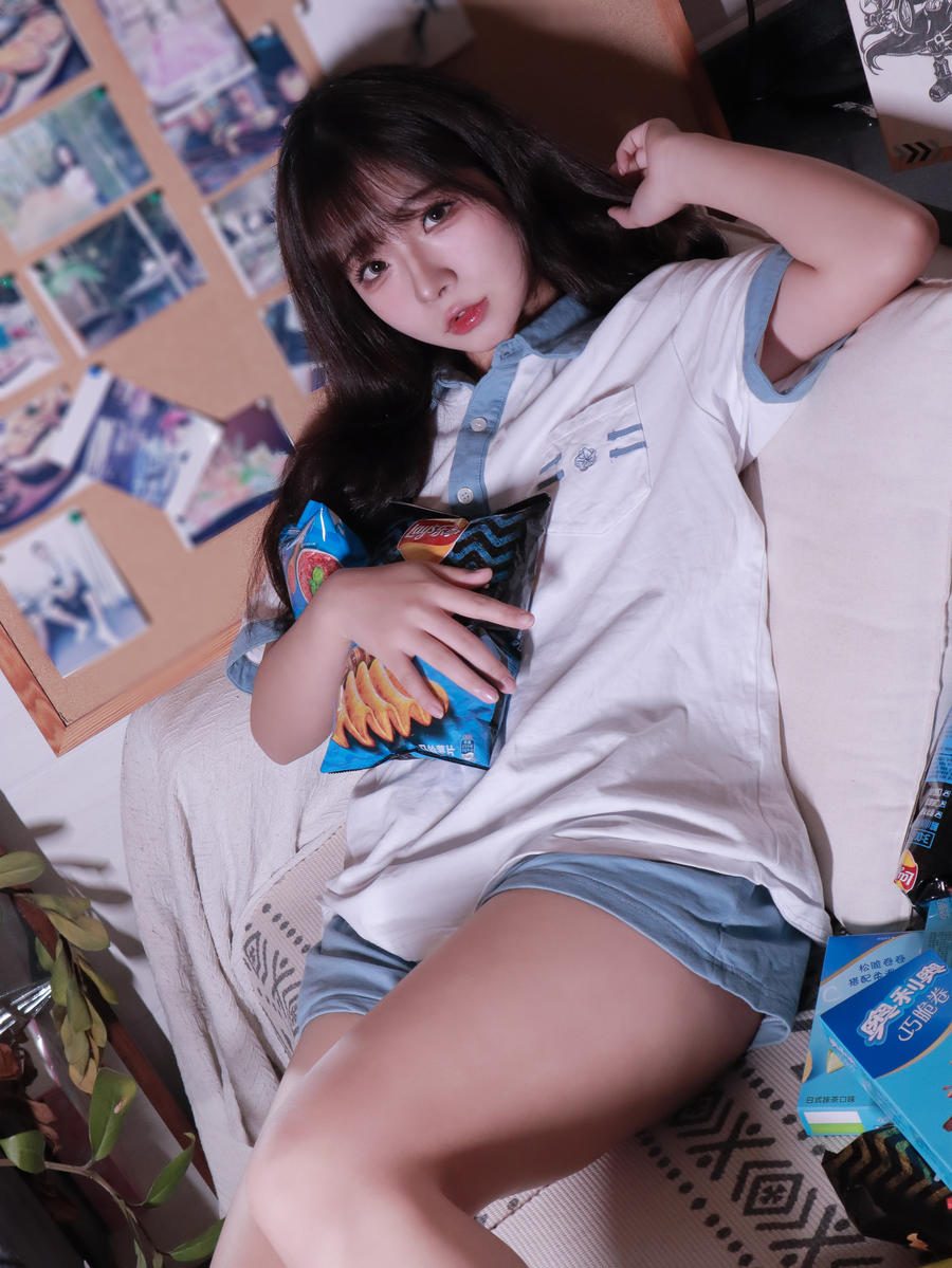 图片[2]-No.072 – 蓝白条少女 [46P]