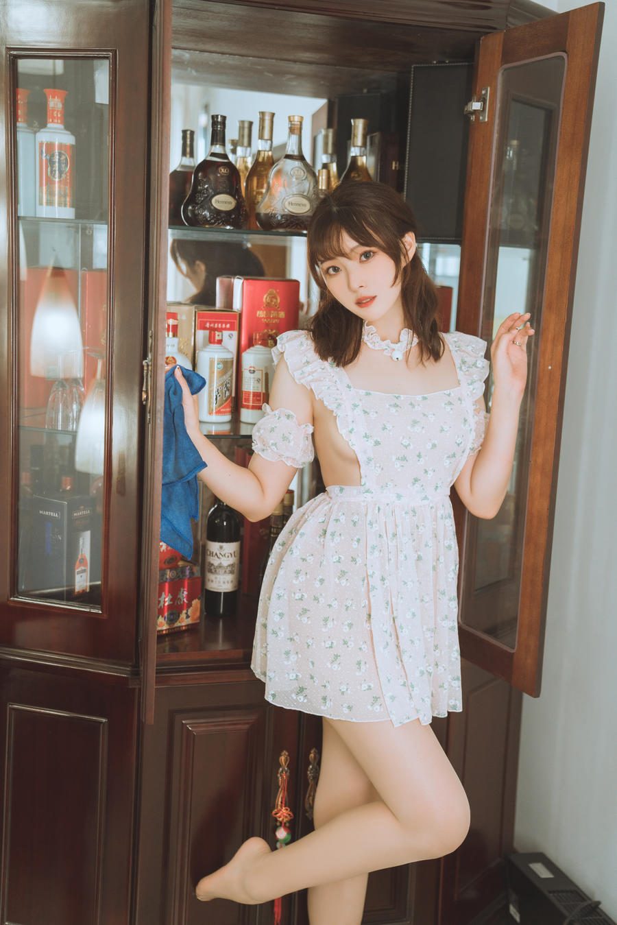 图片[3]-No.073 – 碎花围裙 [21P]