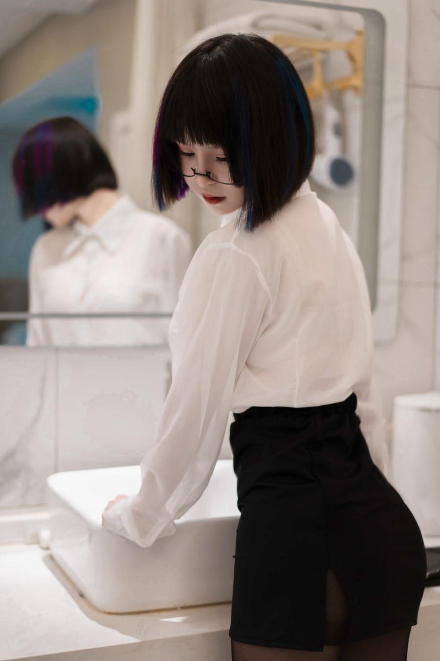 图片[3]-No.030 – 迷情小秘 [25P]