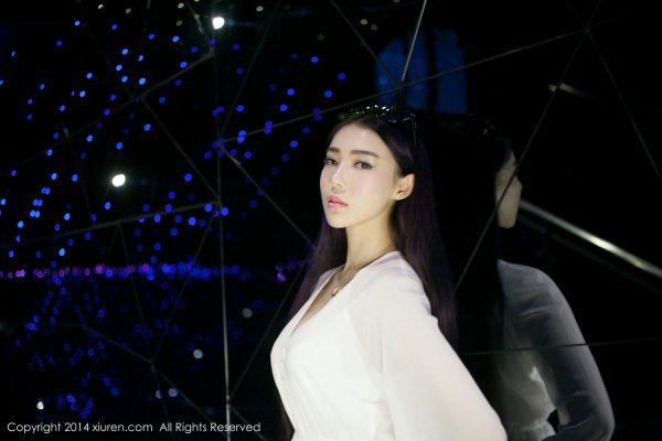 [XiuRen秀人网] No.131 夢娜Vanessa-慕色阁